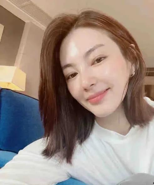 娱乐吃瓜酱真名叫什么,揭秘“娱乐吃瓜酱”真名背后的故事